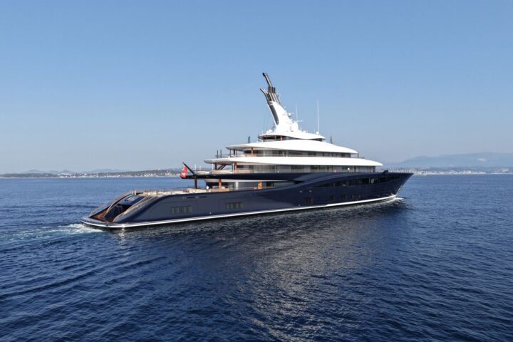 PRIVÉA Magazine breakthrough Lürssen yacht